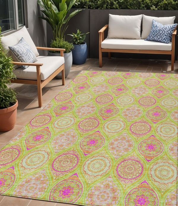 HomeRoots 5' Vibrant Floral Medallion Area Rug – Washable Indoor/Outdoor Design for Style and Durability 5' X 8' 614600