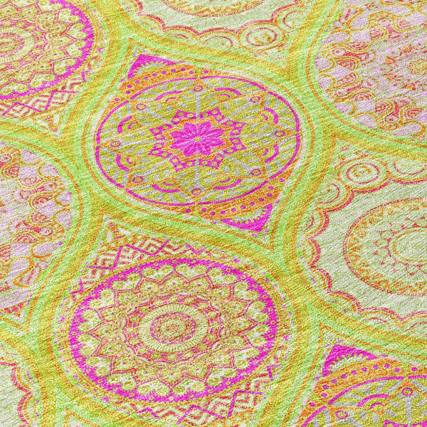 HomeRoots 5' Vibrant Floral Medallion Area Rug – Washable Indoor/Outdoor Design for Style and Durability 8' Round 614601
