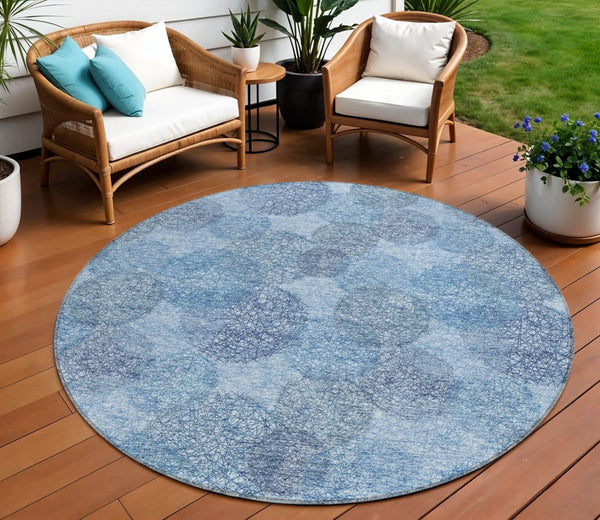 HomeRoots 5' Durable Denim Blue Polka Dot Area Rug - Stylish Washable Design for Indoor & Outdoor Spaces 8' Round 614661