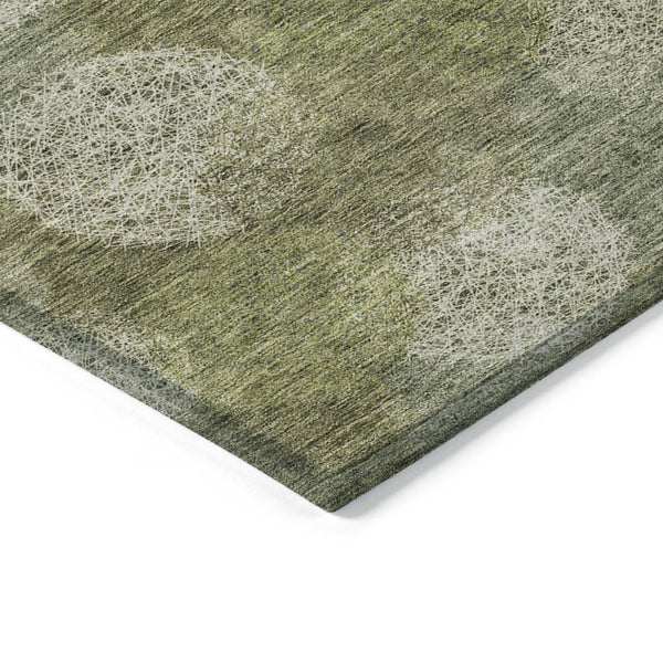 HomeRoots 5' Bright Green and Ivory Polka Dot Area Rug - Durable, Washable Indoor/Outdoor Design for Every Space 5' X 8' 614666