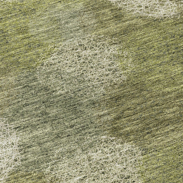 HomeRoots 5' Bright Green and Ivory Polka Dot Area Rug - Durable, Washable Indoor/Outdoor Design for Every Space 8' Round 614667