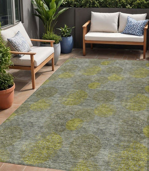 HomeRoots 5' Modern Gray Lime Green & Silver Polka Dot Washable Area Rug for Indoor & Outdoor Spaces 5' X 8' 614678
