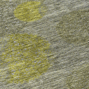 HomeRoots 5' Modern Gray Lime Green & Silver Polka Dot Washable Area Rug for Indoor & Outdoor Spaces 8' Round 614679