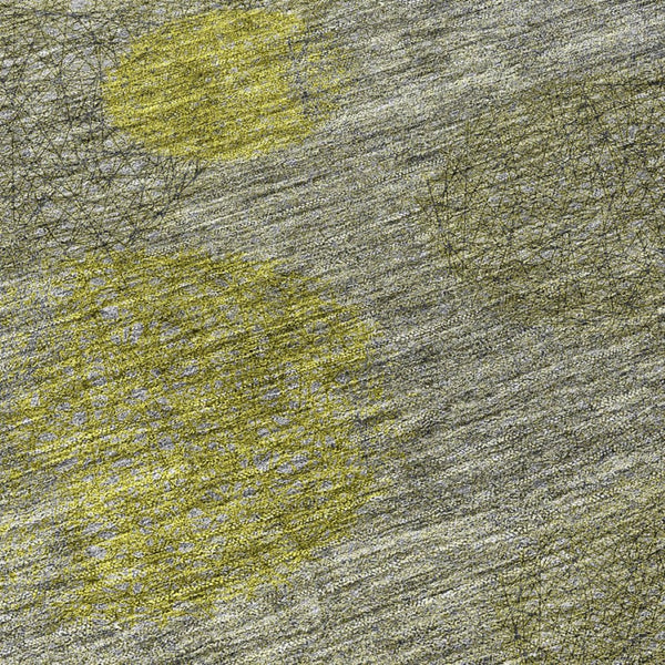 HomeRoots 5' Modern Gray Lime Green & Silver Polka Dot Washable Area Rug for Indoor & Outdoor Spaces 8' Round 614679