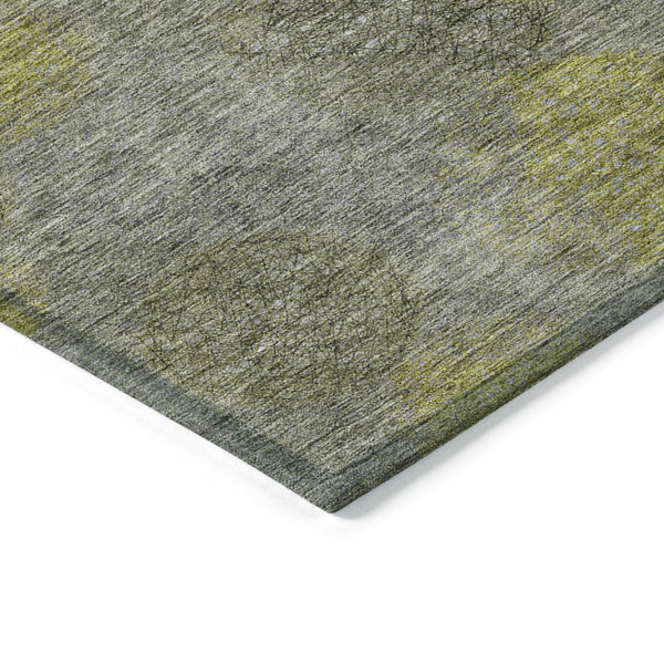 HomeRoots 5' Modern Gray Lime Green & Silver Polka Dot Washable Area Rug for Indoor & Outdoor Spaces 8' X 10' 614680