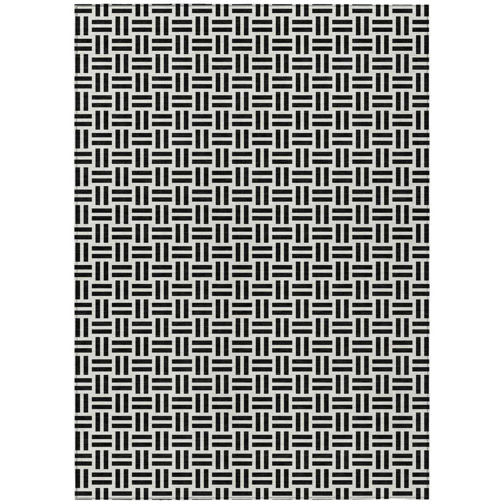 HomeRoots 5' Stylish Black and Ivory Geometric Area Rug - Durable, Washable, Perfect for Indoor & Outdoor Spaces 9' X 12' 614723
