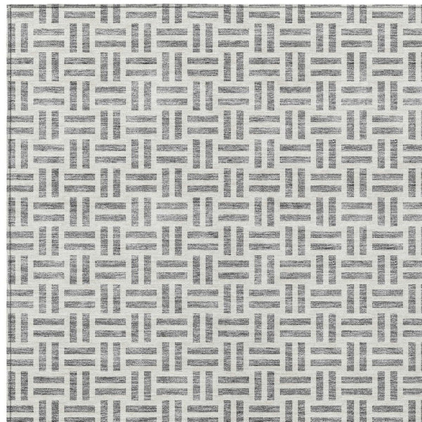 HomeRoots 5' Gray and Ivory Geometric Washable Area Rug – Stylish, Durable, and Ideal for Indoor or Outdoor Spaces 9' X 12' 614753