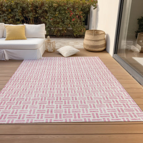 HomeRoots 5' Pink and Ivory Geometric Area Rug - Stylish Indoor/Outdoor Washable Design for Modern Spaces 5' X 8' 614768