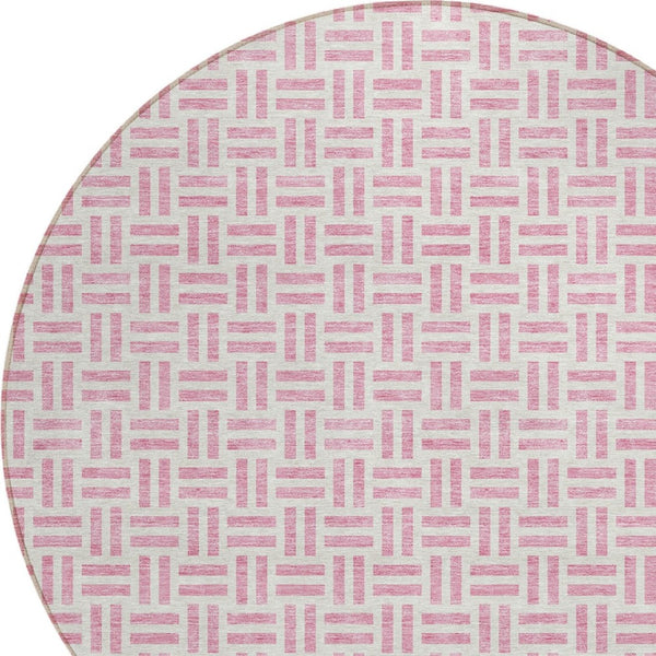HomeRoots 5' Pink and Ivory Geometric Area Rug - Stylish Indoor/Outdoor Washable Design for Modern Spaces 8' Round 614769