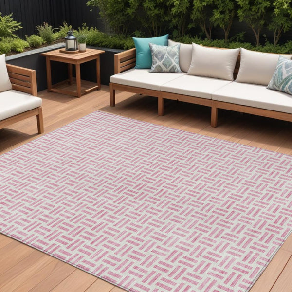 HomeRoots 5' Pink and Ivory Geometric Area Rug - Stylish Indoor/Outdoor Washable Design for Modern Spaces 8' X 10' 614770