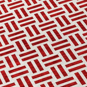 HomeRoots 5' Modern Red and Ivory Geometric Area Rug – Durable, Washable Design for Indoor and Outdoor Use 8' Round 614775
