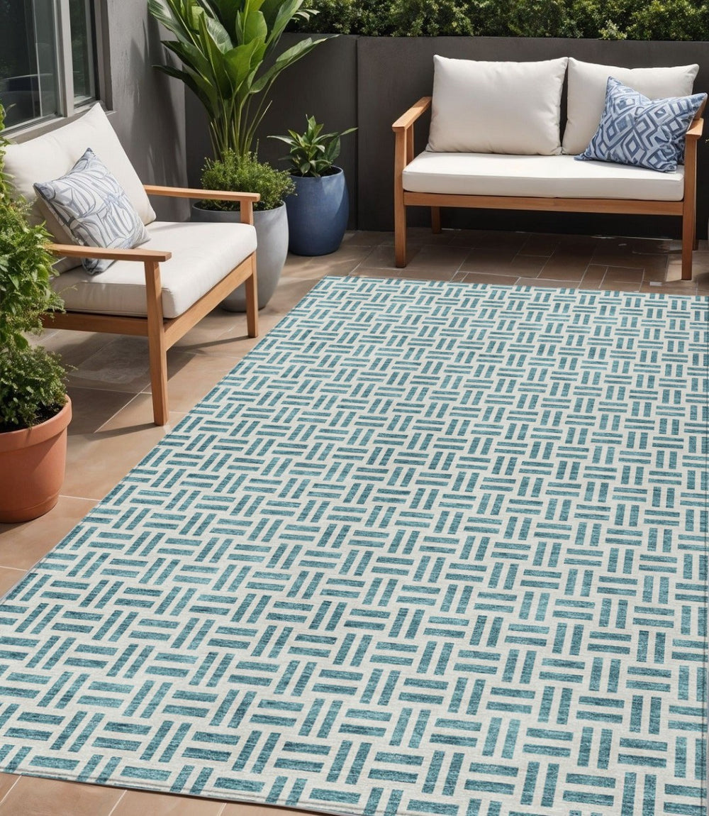 HomeRoots 5' Stylish Teal Blue and Ivory Geometric Area Rug – Durable, Washable, Perfect for Indoor & Outdoor Spaces 5' X 8' 614780