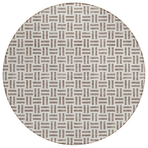 HomeRoots 5' Taupe and Ivory Geometric Area Rug - Stylish, Washable, Indoor/Outdoor Comfort for Any Space 8' Round 614787