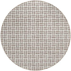 HomeRoots 5' Taupe and Ivory Geometric Area Rug - Stylish, Washable, Indoor/Outdoor Comfort for Any Space 8' Round 614787