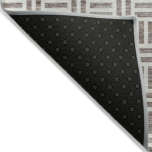 HomeRoots 9' X 12' Taupe and Ivory Geometric Indoor/Outdoor Rug – Stylish, Washable & Perfect for Any Space! 614789