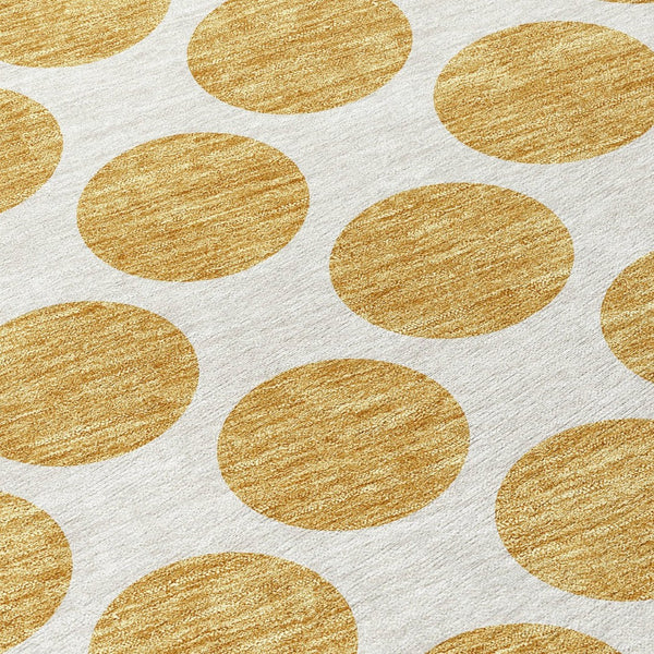 HomeRoots 5' Gold and Ivory Polka Dot Indoor Outdoor Area Rug - Durable, Washable, Non-Slip for Any Space 8' Round 614895
