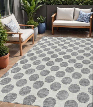 HomeRoots 5' Gray and Ivory Polka Dot Washable Area Rug - Versatile, Durable Design for Indoor and Outdoor Use 5' X 8' 614900