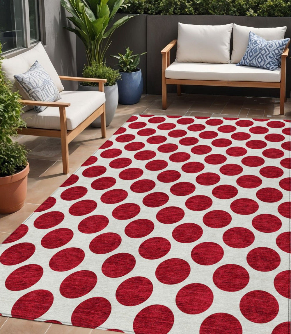 HomeRoots 5' Polka Dot Washable Area Rug in Red and Ivory - Durable, Stain-Resistant for Indoor/Outdoor Use 5' X 8' 614936