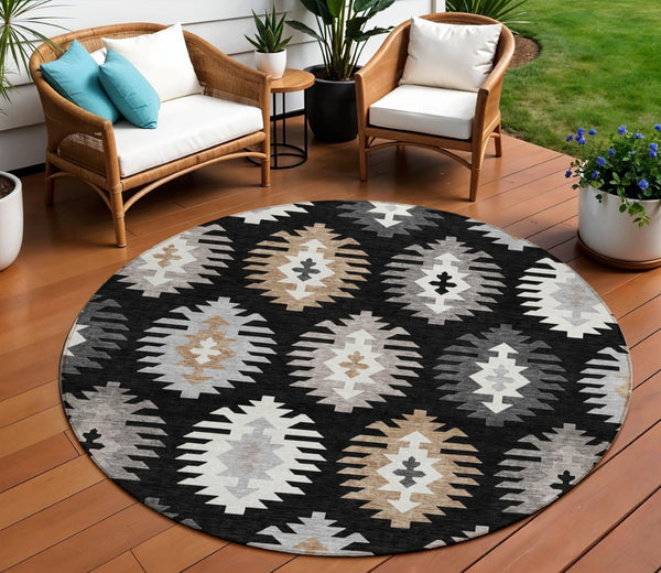 HomeRoots 5' Southwestern Indoor Outdoor Area Rug in Black, Ivory & Taupe - Durable, Washable & Stylish Design 8' Round 615118