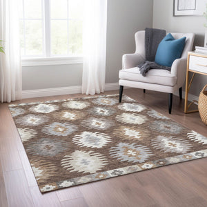 HomeRoots 5' Southwestern Area Rug in Brown, Ivory & Taupe – Durable, Machine Washable for Indoor & Outdoor Use 5' X 8' 615123