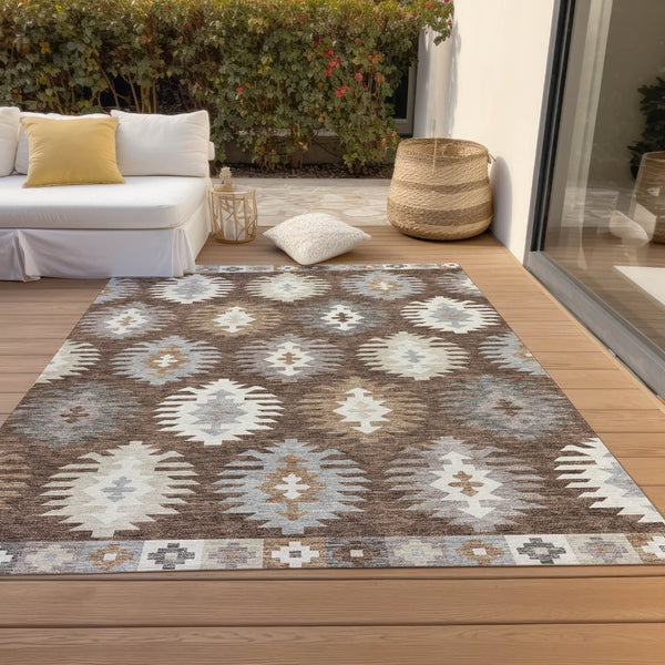 HomeRoots 5' Southwestern Area Rug in Brown, Ivory & Taupe – Durable, Machine Washable for Indoor & Outdoor Use 10' X 14' 615127