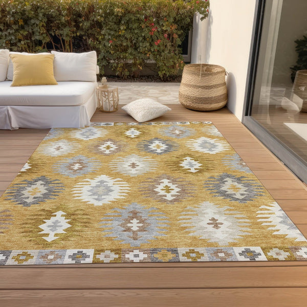 HomeRoots 5' Southwestern Washable Area Rug in Gold, Ivory & Taupe – Perfect for Indoor & Outdoor Spaces! 8' X 10' 615131