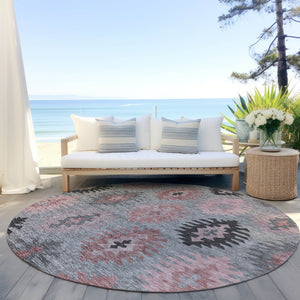 HomeRoots 5' Southwestern Area Rug in Gray, Mauve & Charcoal - Durable, Washable, Indoor/Outdoor Perfection! 8' Round 615136
