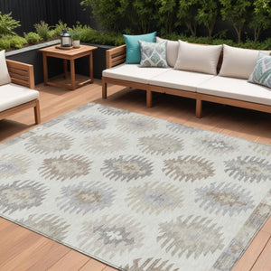 HomeRoots 5' Southwestern Area Rug in Ivory, Khaki & Gray - Durable, Washable Design for Indoor & Outdoor Spaces 8' X 10' 615143