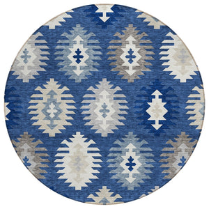 HomeRoots 5' Stylish Southwestern Indoor-Outdoor Area Rug in Navy Blue, Ivory & Gray – Durable & Washable! 8' Round 615160