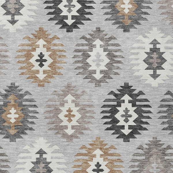 HomeRoots 5' Southwestern Washable Area Rug in Silver Beige and Charcoal – Perfect for Indoor & Outdoor Spaces 5' X 8' 615171