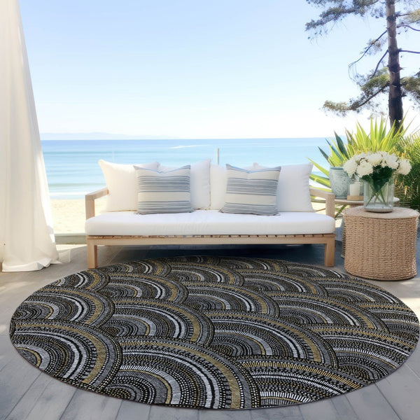 HomeRoots 5' Bold Geometric Black, Ivory & Gold Washable Area Rug for Indoor & Outdoor Style and Durability 8' Round 615184