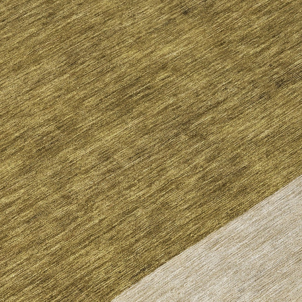 HomeRoots 5' Modern Abstract Area Rug in Coffee, Ivory, and Gray - Durable, Washable for Indoor & Outdoor Use 8' Round 615256