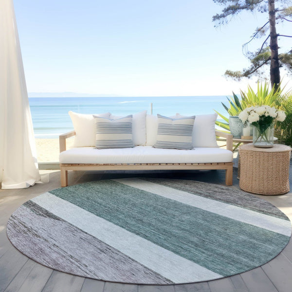 HomeRoots 5' Stylish Teal Blue and Gray Abstract Area Rug - Washable, Durable, Indoor/Outdoor Versatile Design 8' Round 615298