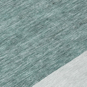 HomeRoots 5' Stylish Teal Blue and Gray Abstract Area Rug - Washable, Durable, Indoor/Outdoor Versatile Design 8' Round 615298