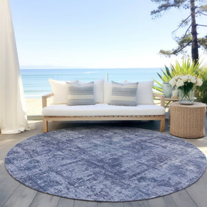 HomeRoots 5' Blue and Ivory Abstract Area Rug - Stylish, Washable Design for Indoor and Outdoor Spaces 8' Round 615442