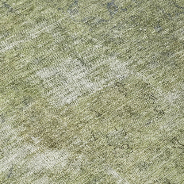 HomeRoots 5' Artichoke Green and Beige Abstract Indoor Outdoor Area Rug - Stylish, Washable, and Durable Design 8' Round 615490