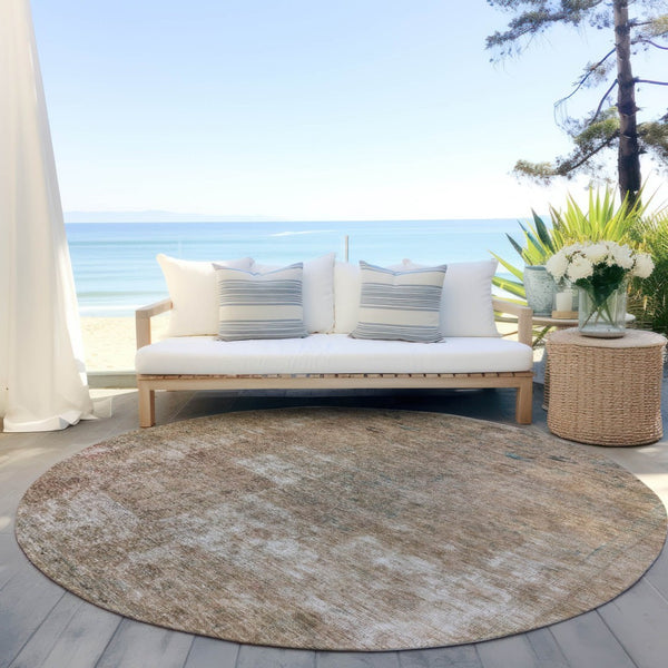 HomeRoots 5' Modern Beige and Taupe Abstract Washable Area Rug for Indoor and Outdoor Versatile Spaces 8' Round 615496