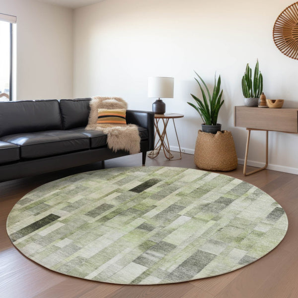HomeRoots 5' Durable Green and Gray Striped Indoor Outdoor Area Rug - Machine Washable, Stylish & Versatile 8' Round 615520