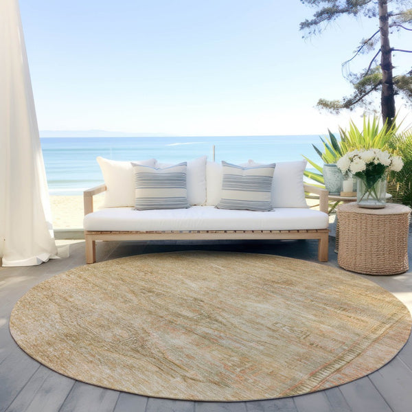 HomeRoots 5' Durable Aztec-Inspired Washable Indoor/Outdoor Area Rug for Versatile Home Styling & Easy Care 8' Round 615550