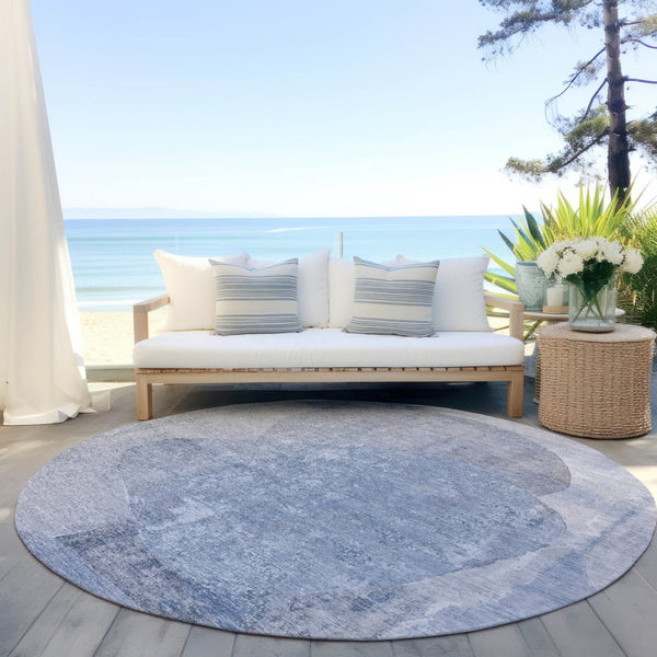 HomeRoots 5' Abstract Area Rug in Sky Blue and Denim Blue - Durable, Washable, Modern Design for Indoor/Outdoor Use 8' Round 615712