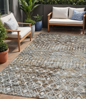 HomeRoots 5' Brown and Beige Argyle Area Rug - Durable, Washable, Versatile Design for Indoor and Outdoor Use 5' X 8' 615795