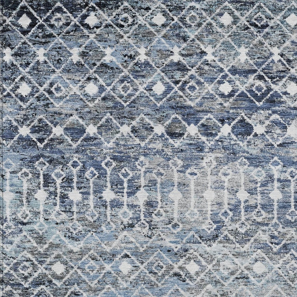 HomeRoots 5' Stylish Blue and Silver Argyle Area Rug - Durable, Washable, Indoor/Outdoor Versatile Design 5' X 8' 615801