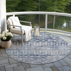 HomeRoots 5' Stylish Blue and Silver Argyle Area Rug - Durable, Washable, Indoor/Outdoor Versatile Design 8' Round 615802
