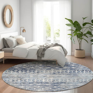 HomeRoots 5' Stylish Blue and Silver Argyle Area Rug - Durable, Washable, Indoor/Outdoor Versatile Design 8' Round 615802