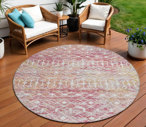 HomeRoots 5' Stylish Pink and Ivory Argyle Washable Area Rug – Perfect for Indoor and Outdoor Spaces 8' Round 615820