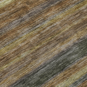 HomeRoots 5' Striped Washable Area Rug – Durable, Stain-Resistant Design for Indoor & Outdoor Spaces 8' Round 615832
