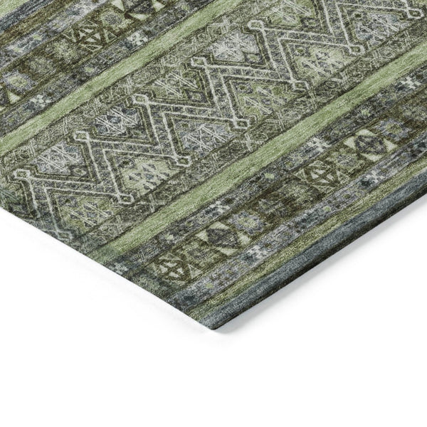 HomeRoots 5' Olive Green Gray Fern Southwestern Area Rug - Stylish, Washable, Durable for Indoor & Outdoor Use 5' X 8' 615969