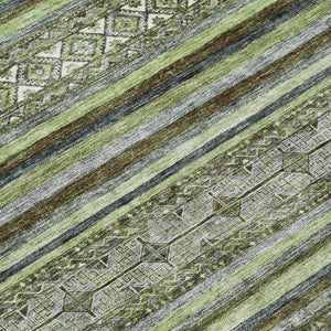 HomeRoots 5' Olive Green Gray Fern Southwestern Area Rug - Stylish, Washable, Durable for Indoor & Outdoor Use 8' Round 615970