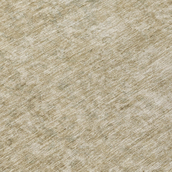 HomeRoots 5' Indoor Outdoor Area Rug - Durable Tan and Beige Abstract Design for Versatile Living Spaces 8' Round 616036