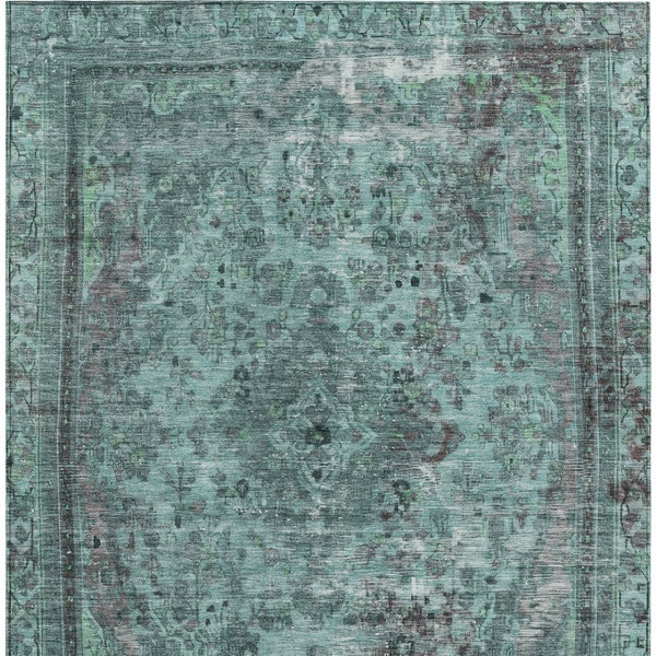 HomeRoots 5' Vibrant Teal Blue Medallion Area Rug for Indoor & Outdoor Spaces – Durable, Washable & Stylish 8' X 10' 616079